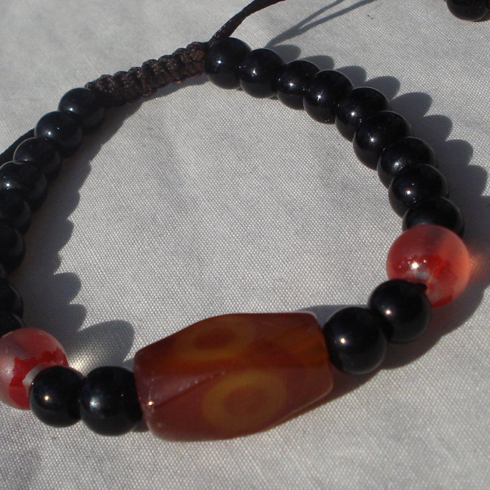 Black beaded bracelet